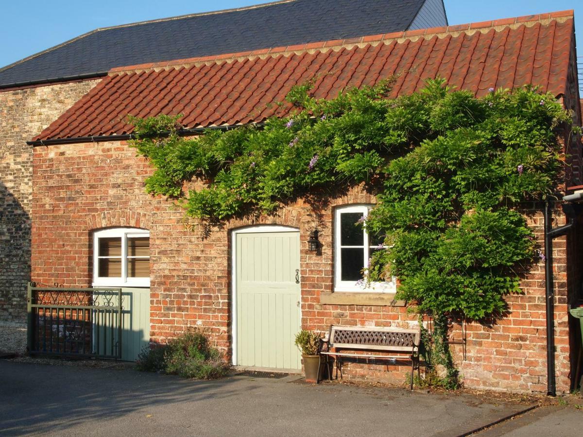 The Stables At Owlett Hall Crowle  Екстериор снимка